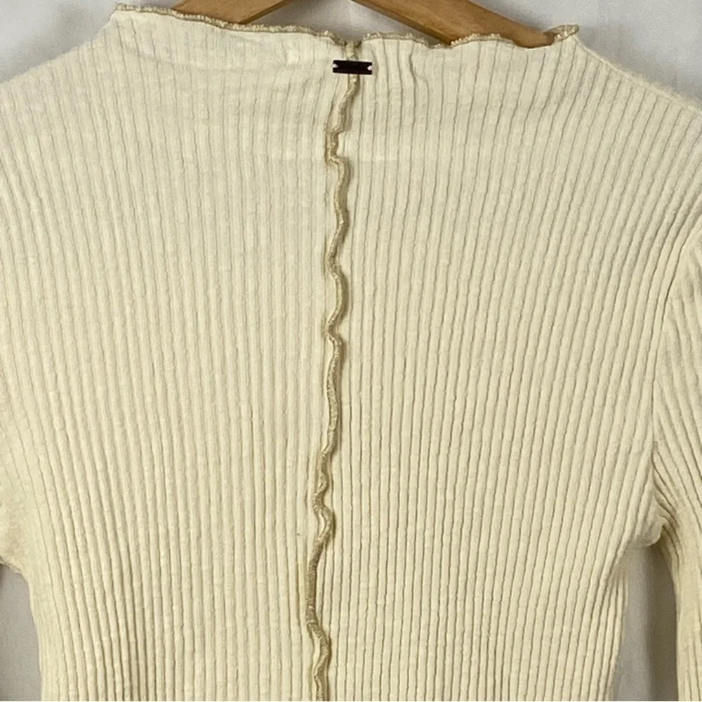 O’Neill Cream Ribbed Y2K Long Sleeve Cropped Top Size Small - Picture 16 of 16